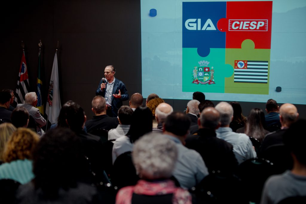 GIA promove palestra estratégia para debater o Desenvolvimento Econômico do Polo Industrial da região (2)